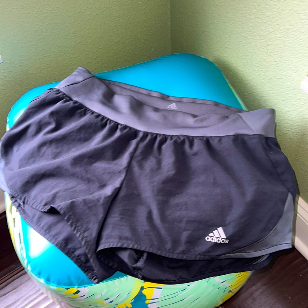 Adidas dri fit shorts (NEVER WORN).